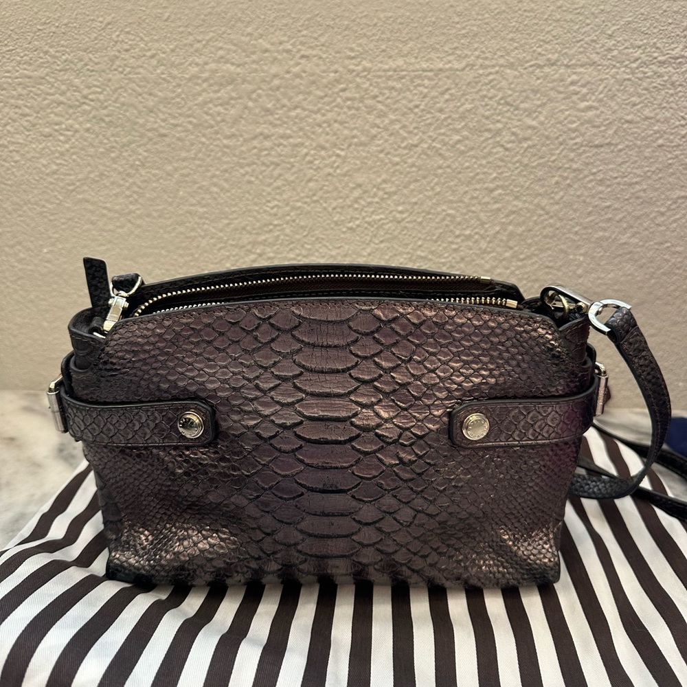 Henri Bendel Carlyle Crossbody bag